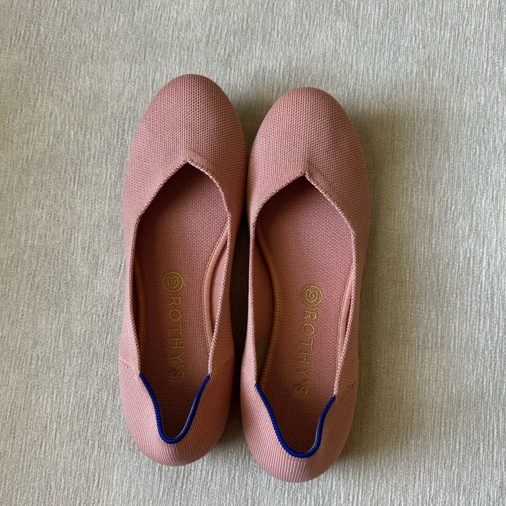 Rothy’s The Flat Coral Pink 10.5 Rounded Toe Ballet